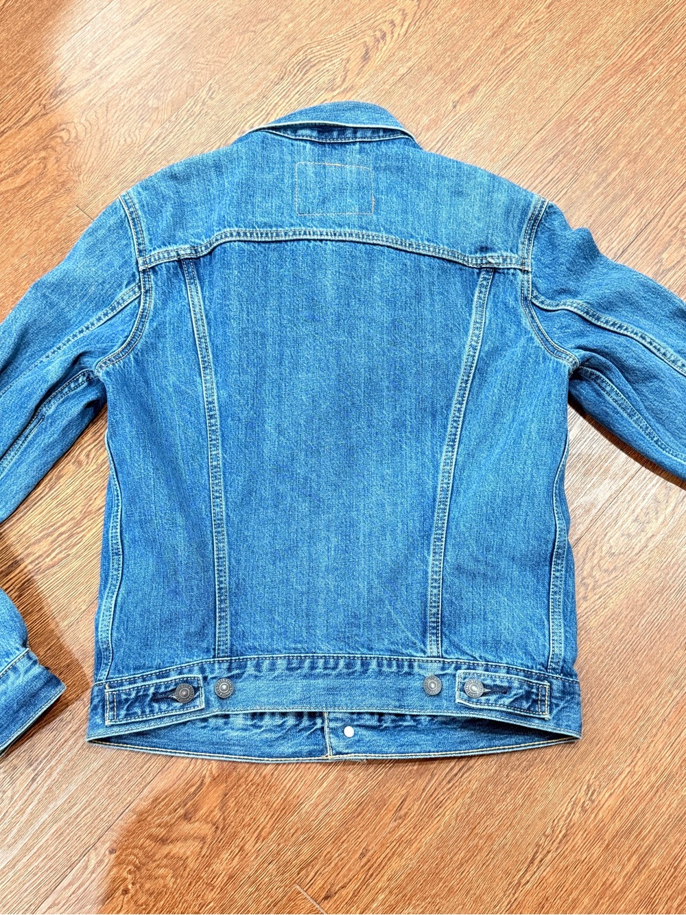 Levi's Mid Blue Denim Jacket - Picture 8 of 10